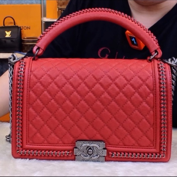 A109- π―% authentic Chanel Medium Boy top handle bag - Picture 5 of 17